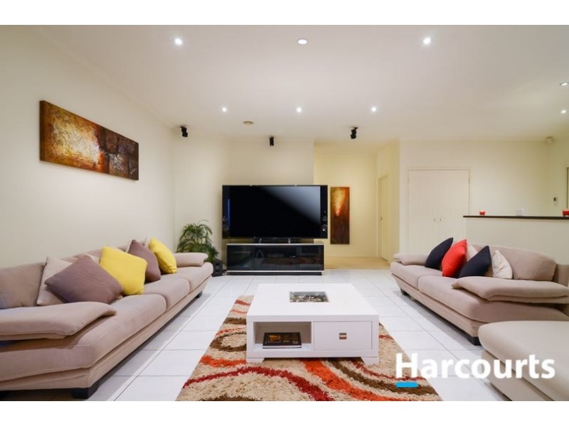 17 Haydn Place, Narre Warren South VIC 3805