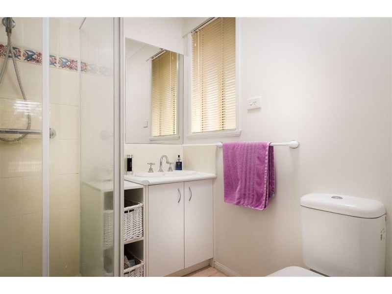 7 Waltham Mews, Cranbourne East VIC 3977