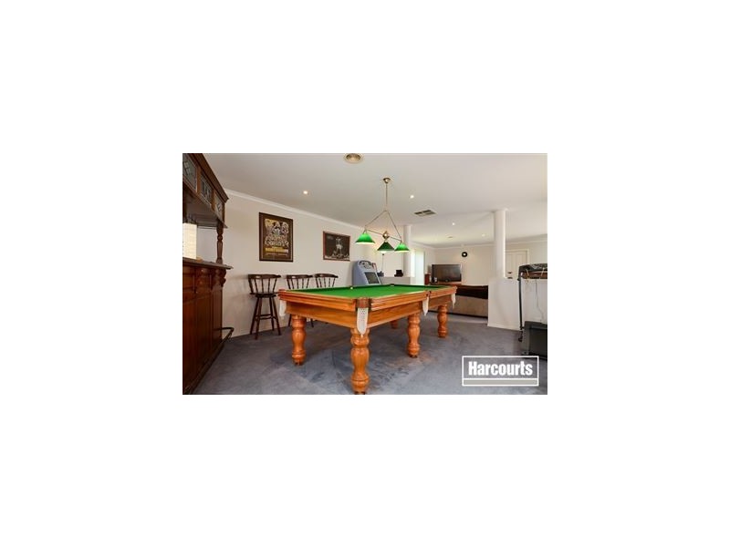 10 Hyacinth Rise, Narre Warren South VIC 3805