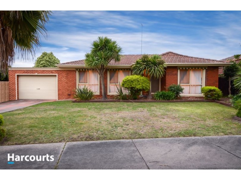 1 Reginald Close, Berwick VIC 3806