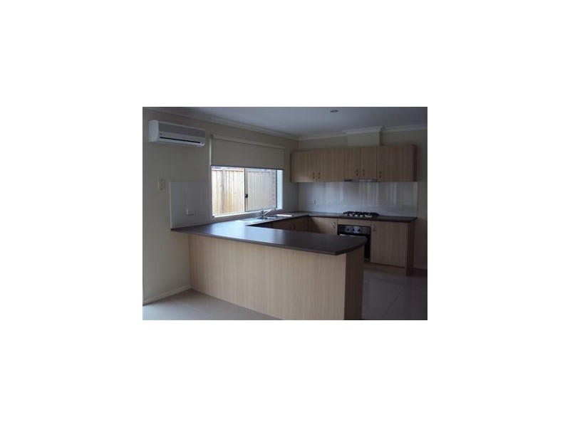 29 Evesham Street, Cranbourne North VIC 3977