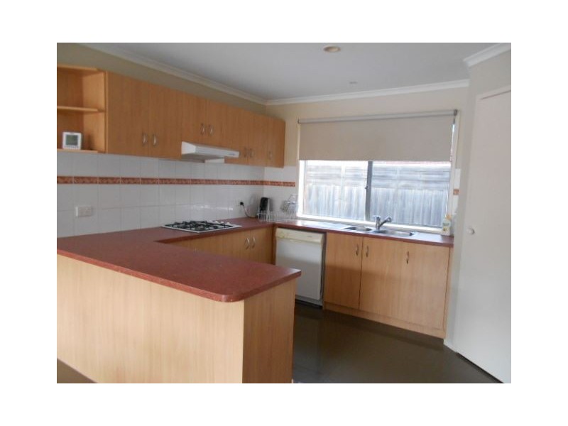 7 Chisholm Crescent, Narre Warren South VIC 3805