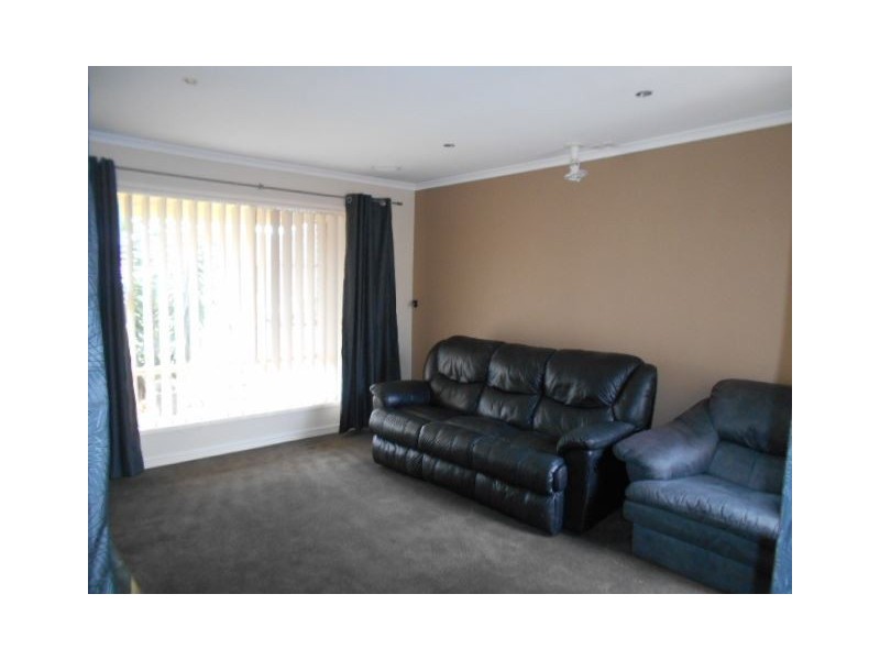 7 Chisholm Crescent, Narre Warren South VIC 3805