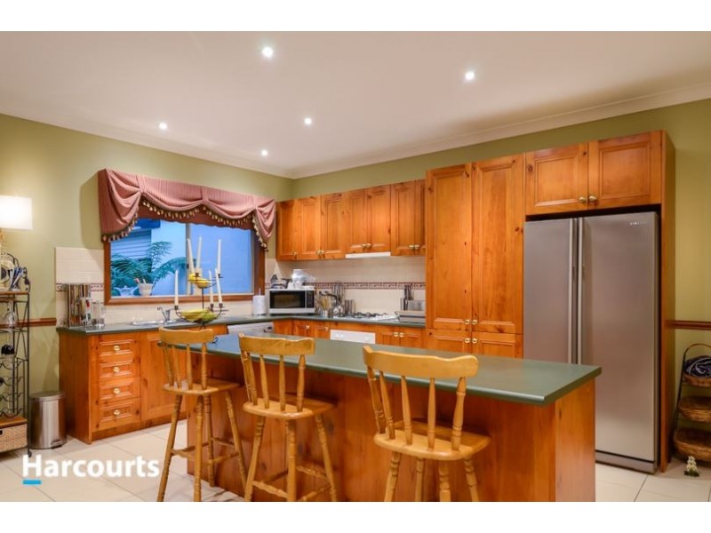 11 The Promenade, Narre Warren South VIC 3805