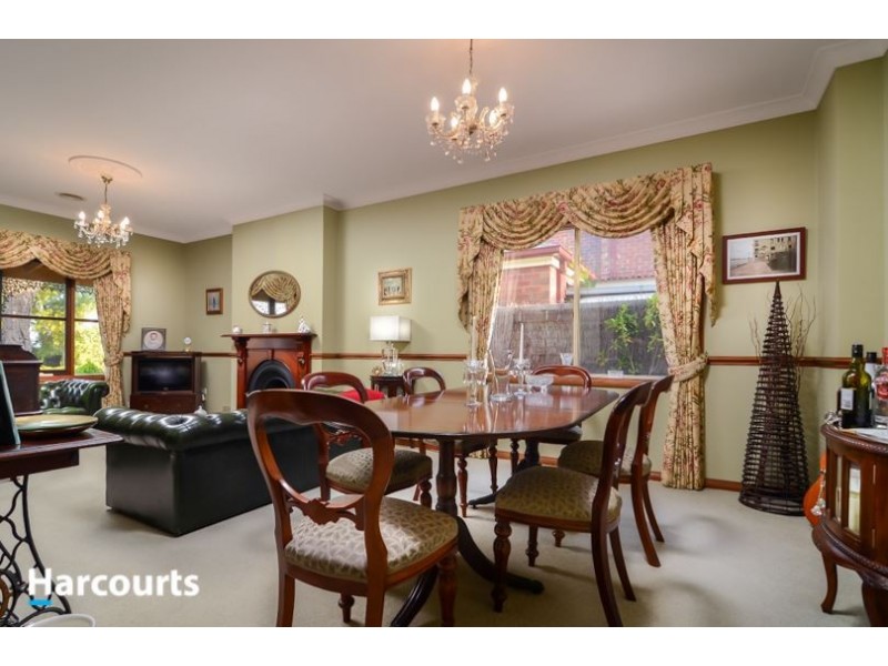 11 The Promenade, Narre Warren South VIC 3805