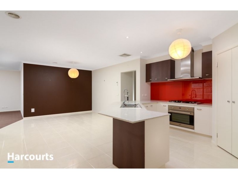 16 Misty Close, Berwick VIC 3806