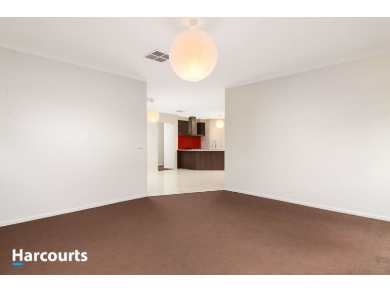 16 Misty Close, Berwick VIC 3806