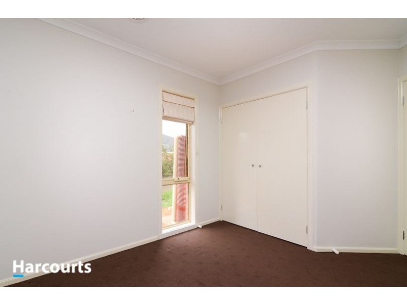 16 Misty Close, Berwick VIC 3806