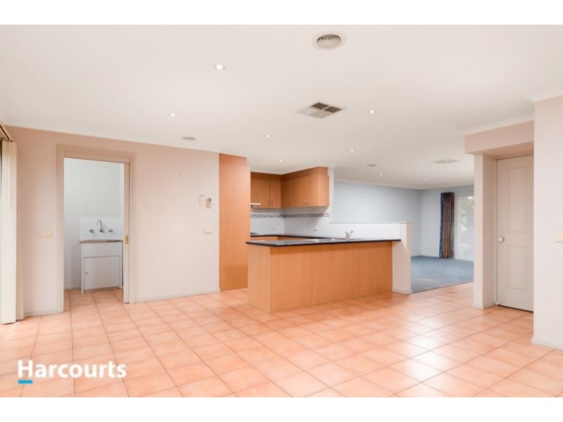 4 Provence Place, Narre Warren South VIC 3805