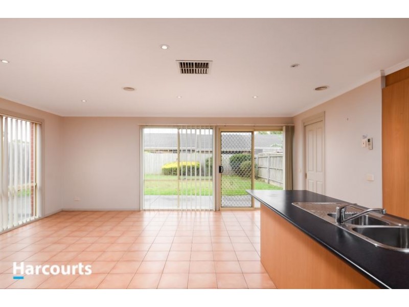 4 Provence Place, Narre Warren South VIC 3805