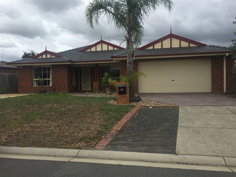 22 Hampshire Drive, Narre Warren South VIC 3805