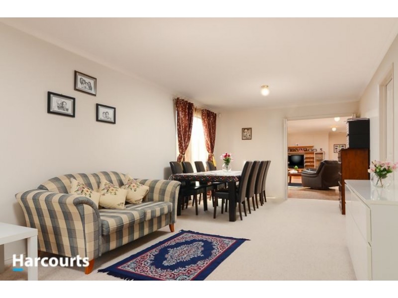 37 Bella Crescent, Hallam VIC 3803