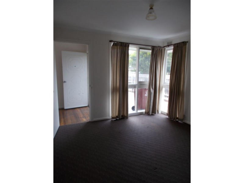 21 Ainsleigh Court, Cranbourne VIC 3977