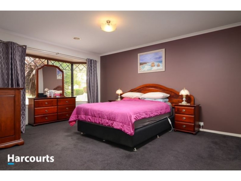 5 Somerset Court, Narre Warren South VIC 3805