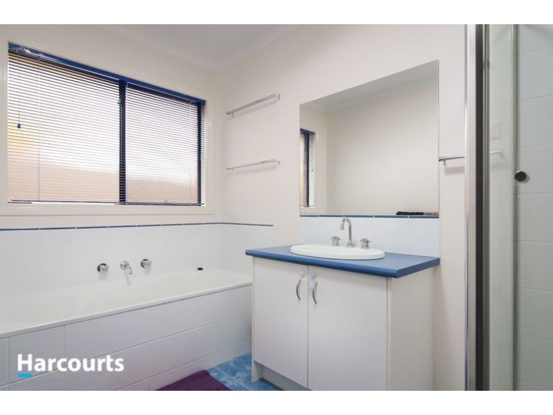 5 Somerset Court, Narre Warren South VIC 3805