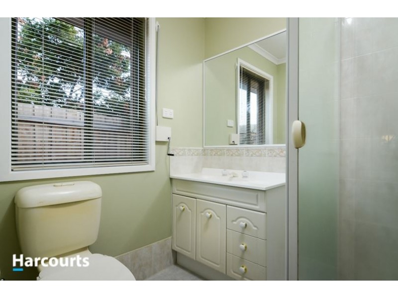 22 Haydn Place, Narre Warren South VIC 3805