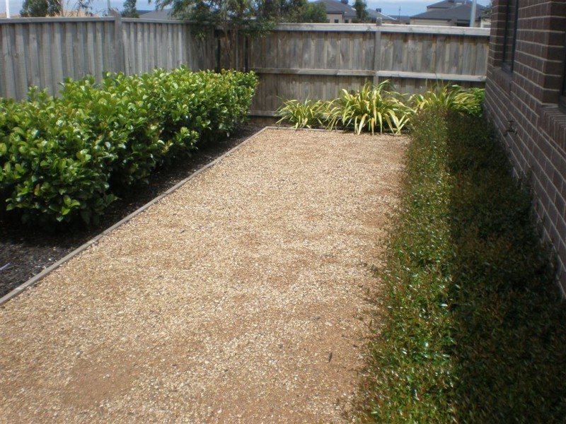 2 Torney Street, Cranbourne East VIC 3977