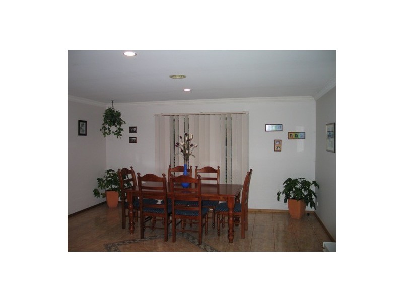 2 Walcott Place, Narre Warren South VIC 3805