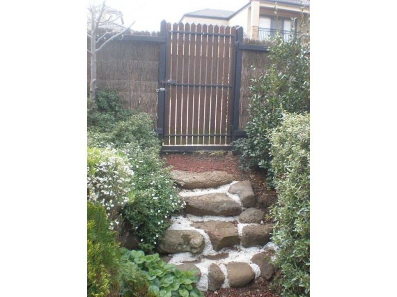 6/18-26 Marlesford Crescent, Berwick VIC 3806