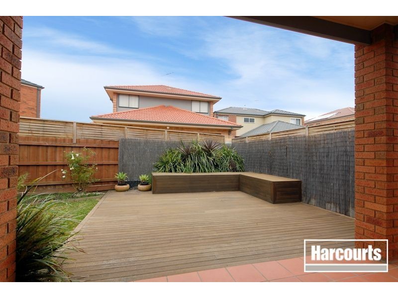 27 Amhurst Drive, Narre Warren South VIC 3805
