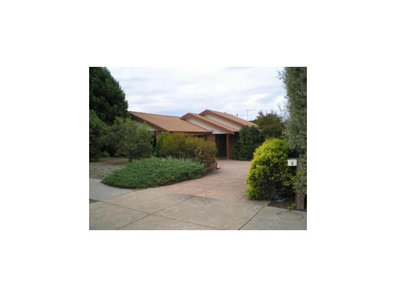 3 Albrecht Ave, Berwick VIC 3806