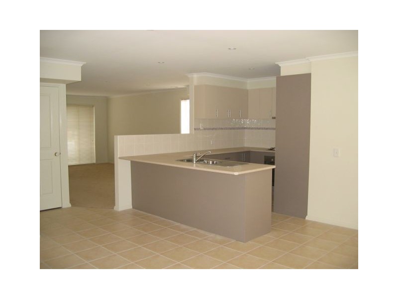 15 Provence Place, Narre Warren South VIC 3805