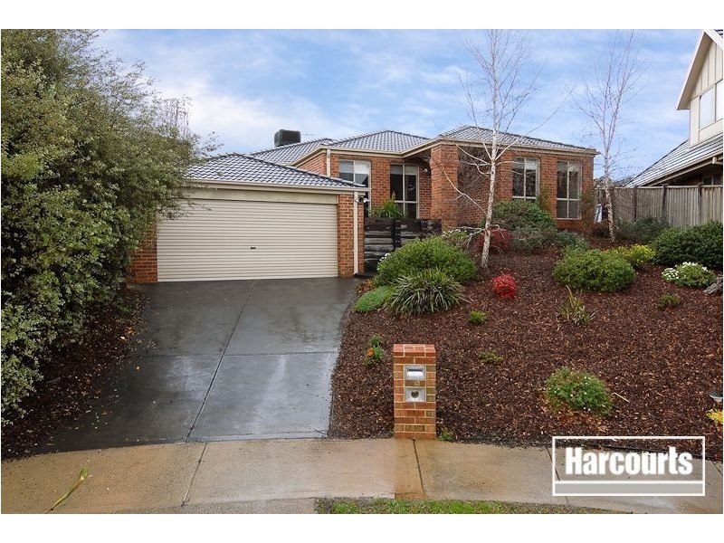 13 Ellesse Way, Berwick VIC 3806