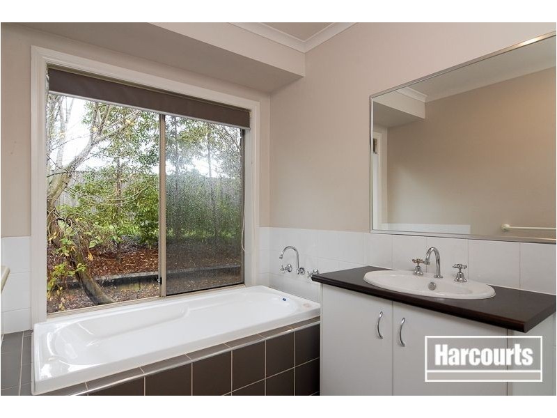 13 Ellesse Way, Berwick VIC 3806