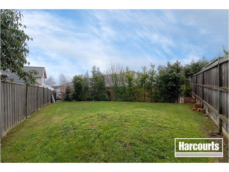 13 Ellesse Way, Berwick VIC 3806