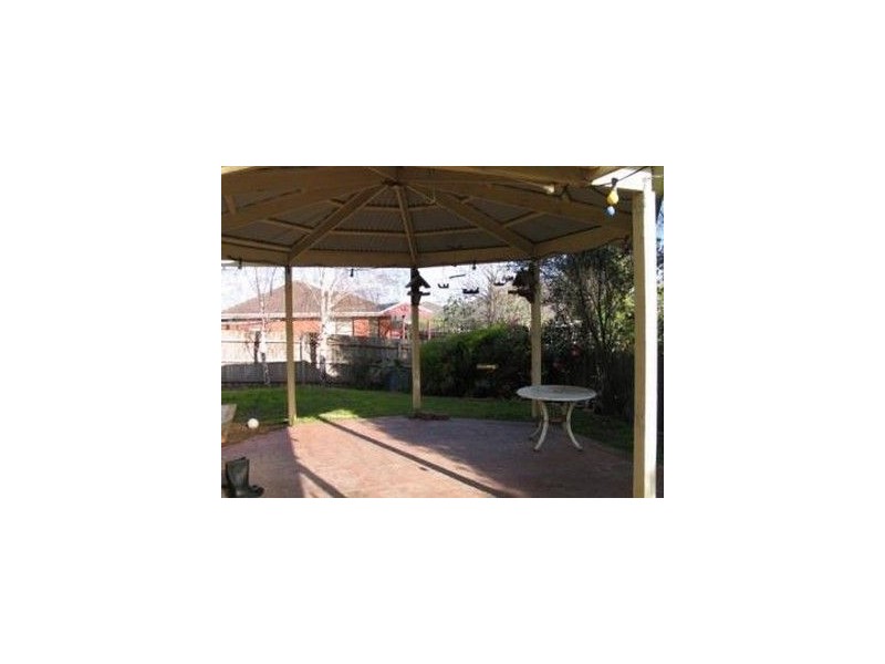 94 Strathaird Drive, Narre Warren South VIC 3805