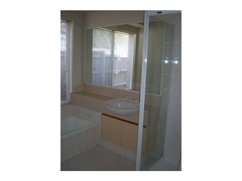 94 Strathaird Drive, Narre Warren South VIC 3805