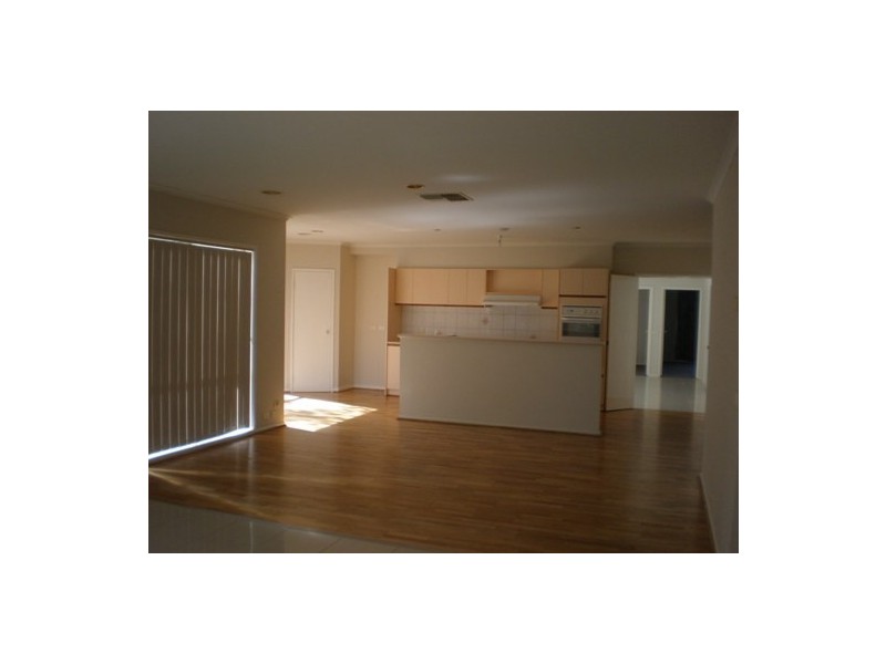 94 Strathaird Drive, Narre Warren South VIC 3805