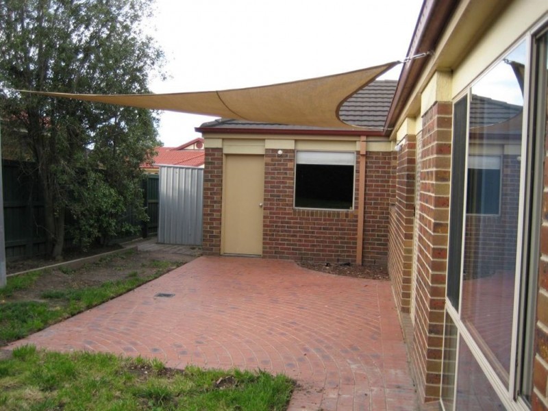 59 Harrington Drive, Narre Warren South VIC 3805