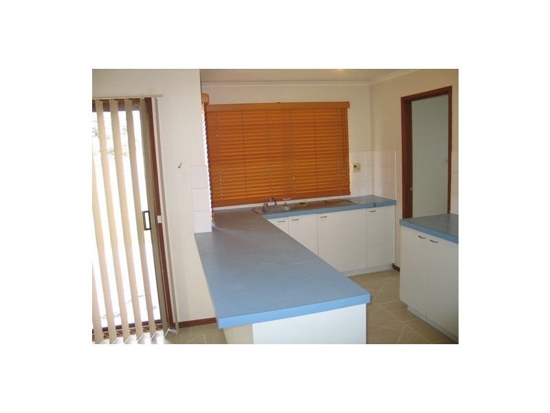 15 Narellan Drive, Hampton Park VIC 3976