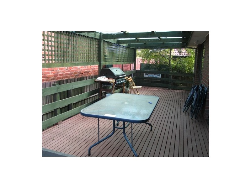 11 Baringa Park Drive, Narre Warren South VIC 3805