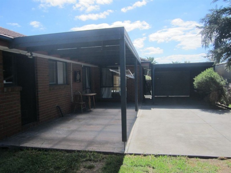 53 Toirram Crescent, Cranbourne VIC 3977