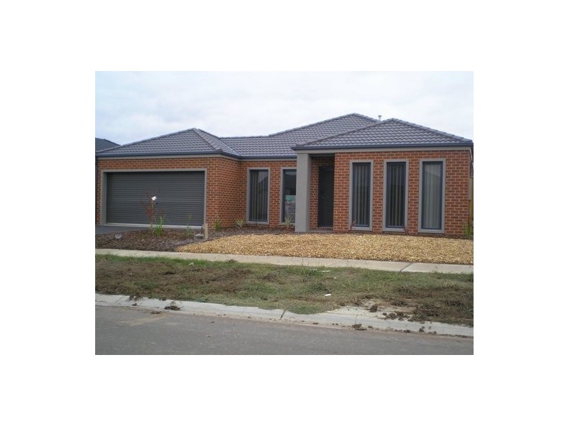 13 Inkerman Street, Berwick VIC 3806