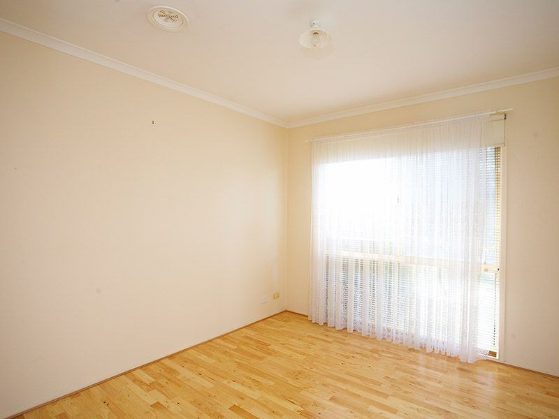 37 Sneddon Drive, Narre Warren South VIC 3805