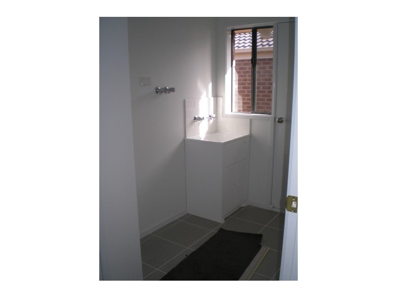 4 Golden Wattle Court, Cranbourne VIC 3977