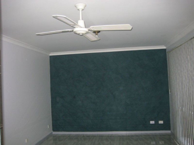 17 Caroline Crescent, Cranbourne VIC 3977