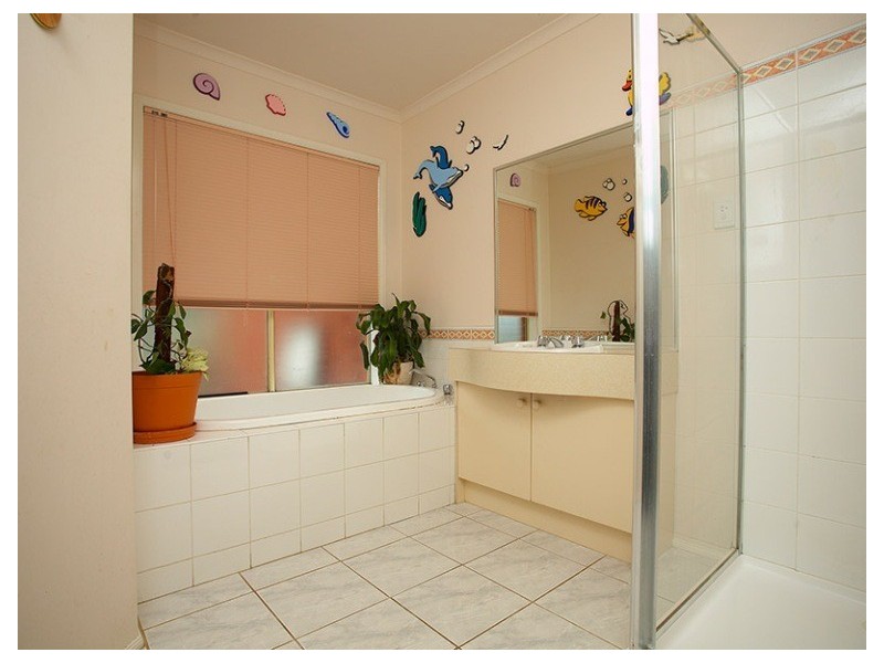 9 Somerset Court, Narre Warren South VIC 3805