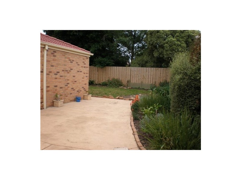 9 Tottington Rise, Berwick VIC 3806