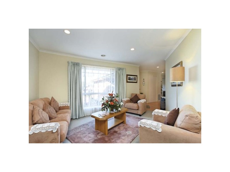 21 The Avenue, Narre Warren South VIC 3805