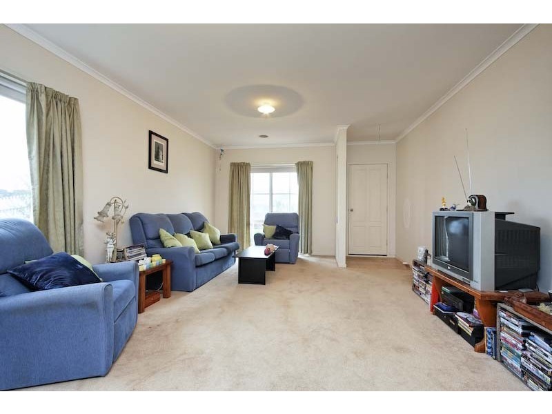 8 Nottingham Close, Narre Warren South VIC 3805