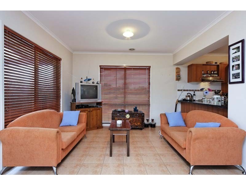 8 Nottingham Close, Narre Warren South VIC 3805