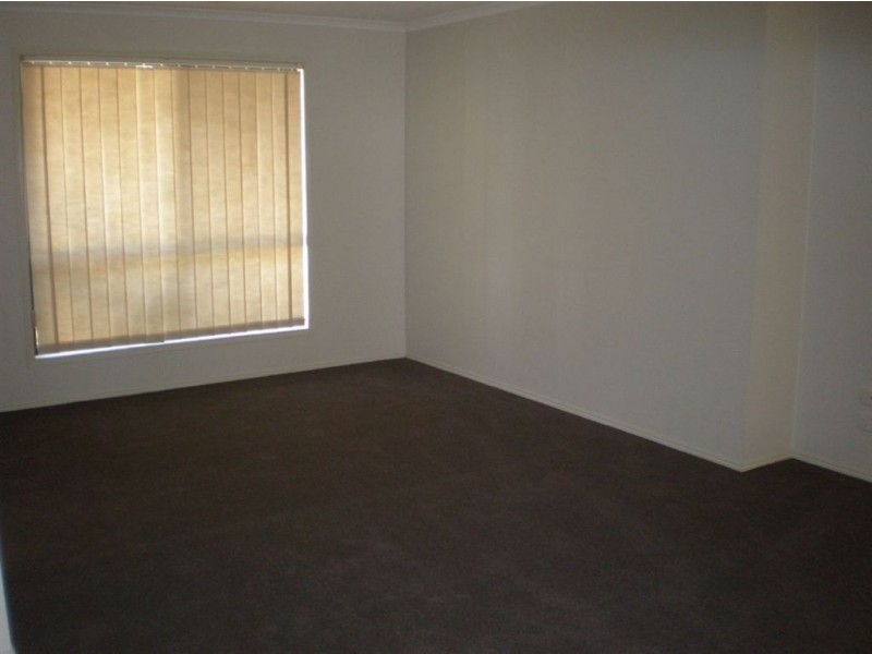 27 The Avenue, Narre Warren South VIC 3805