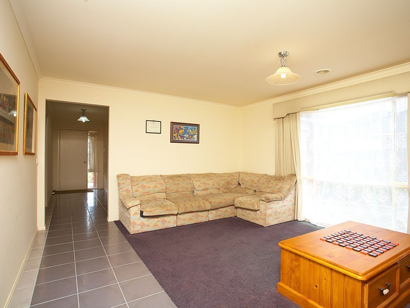 4 Hayley Way, Narre Warren South VIC 3805