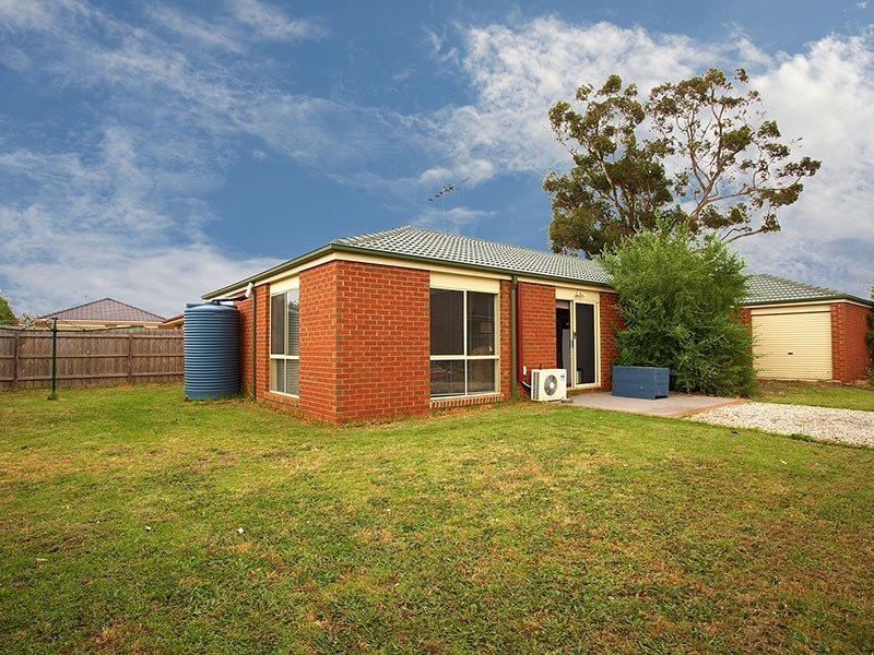 4 Hayley Way, Narre Warren South VIC 3805