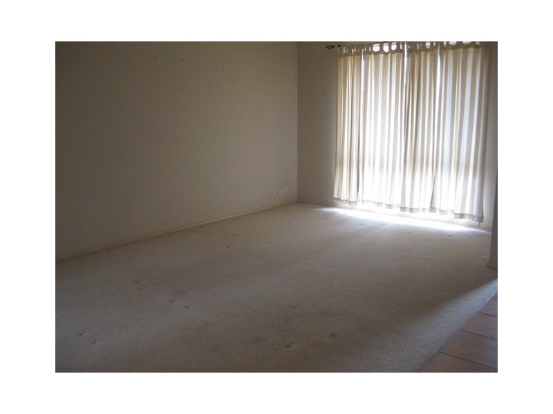 5 Mica Court, Narre Warren North VIC 3804