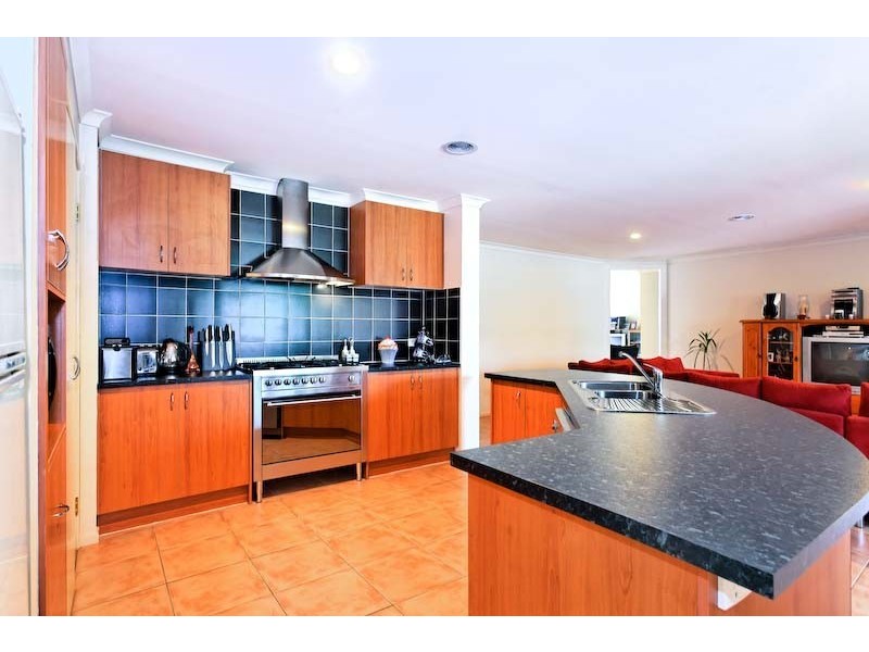3 Toulouse Tce, Narre Warren South VIC 3805
